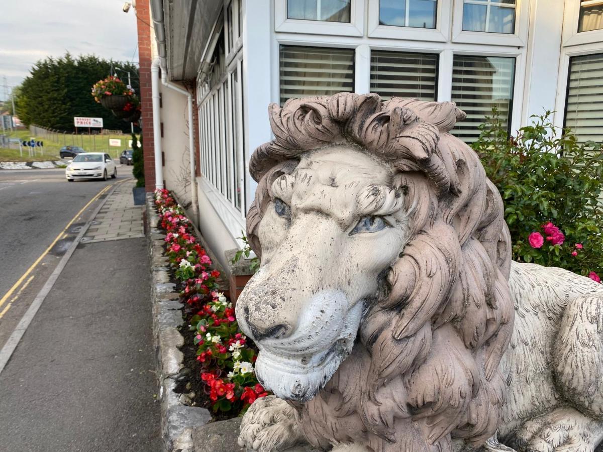 The Masons Arms Hotel Bridgend  Exterior foto